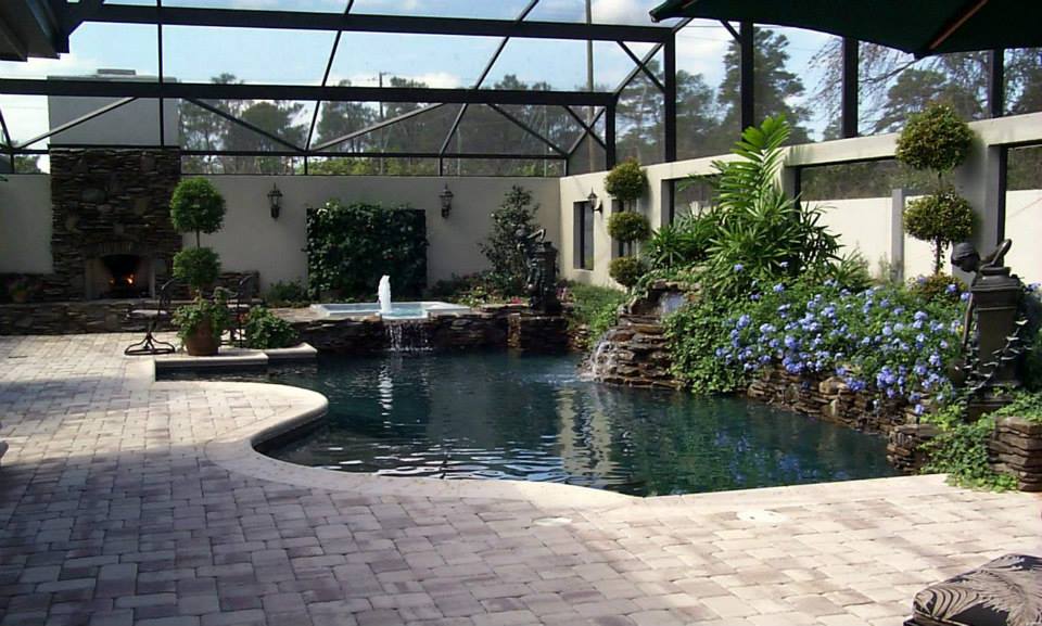 custom pools and spas near me