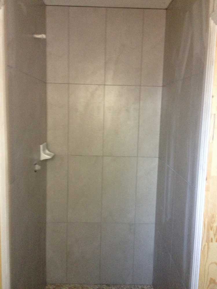 Tile Showers and tub surrounds 