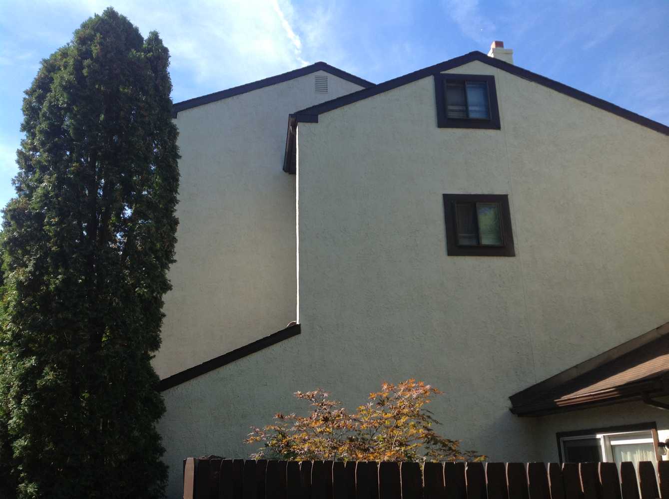 Exterior Stucco Power wash and repaint Photos