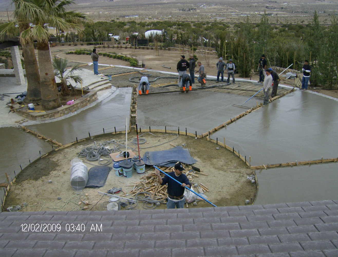 STAMPED CONCRETE DRIVE WAY