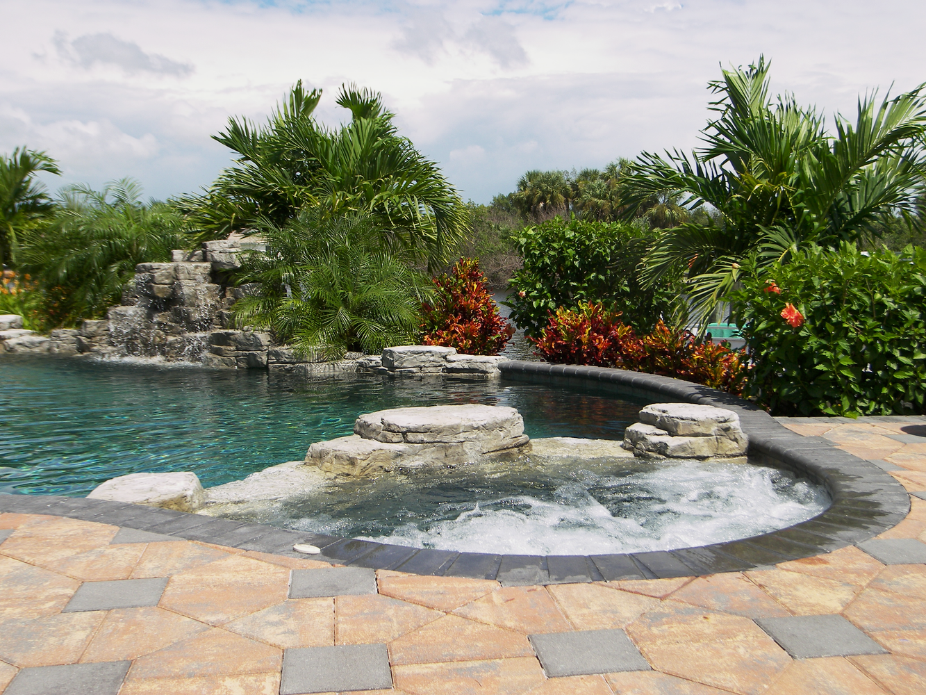 Beautiful Examples of Jemstone Pools