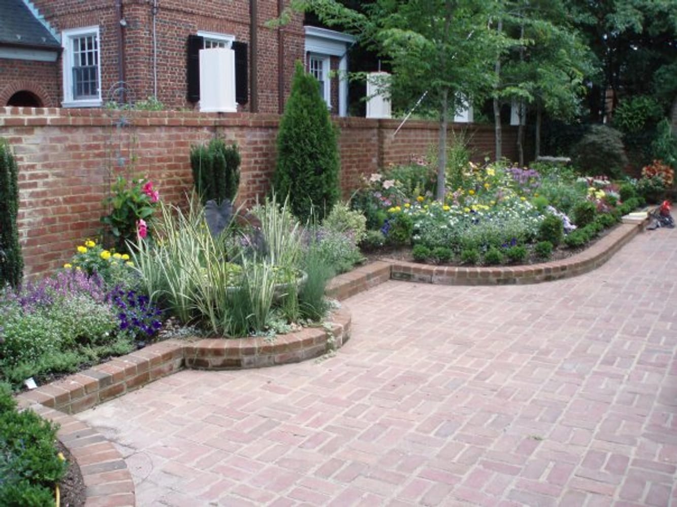 Custom Landscape Services Gallery