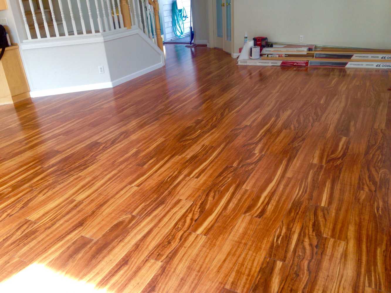 Laminate floor installation 