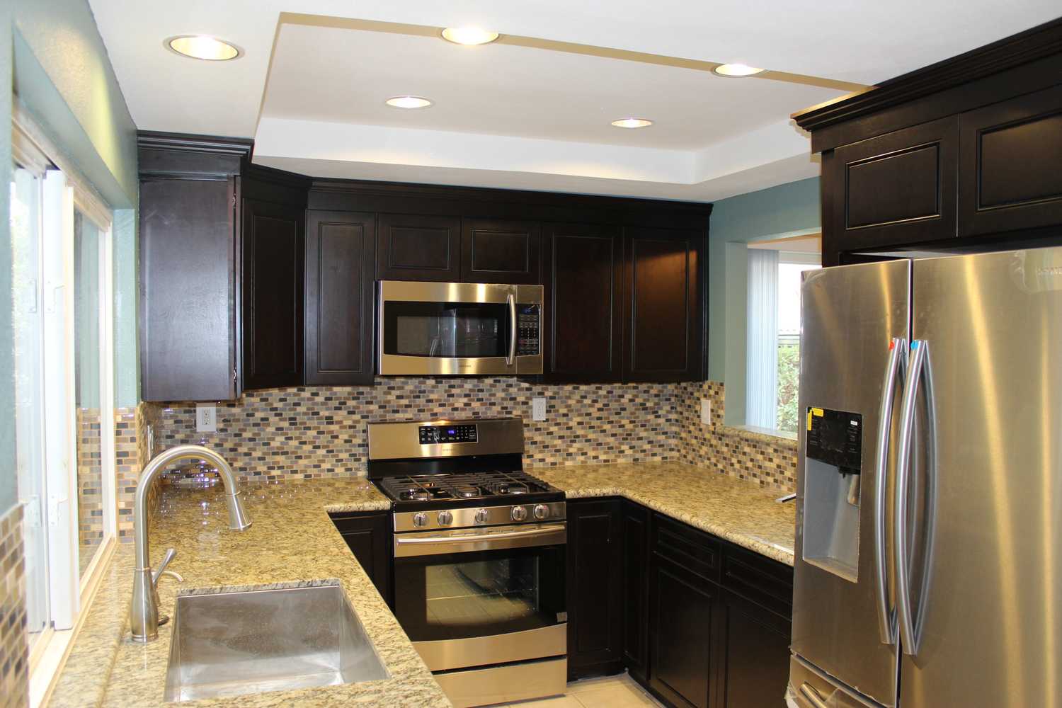 Project photos from Kitchen Remodeler - LA