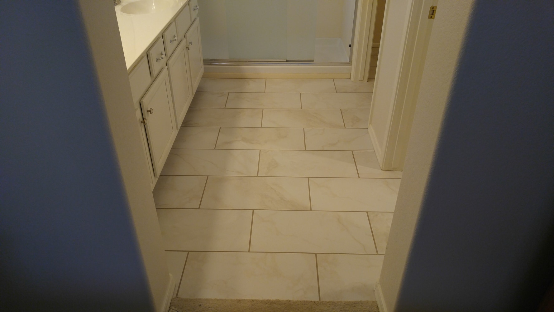 Ceramic, Porcelain... Tile keeps AZ cool in the summers!