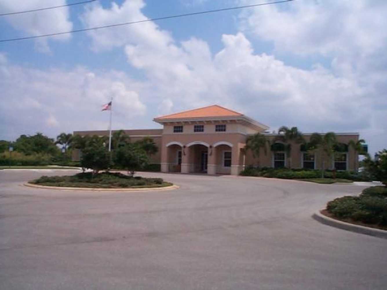 Pelican Landing Community Center