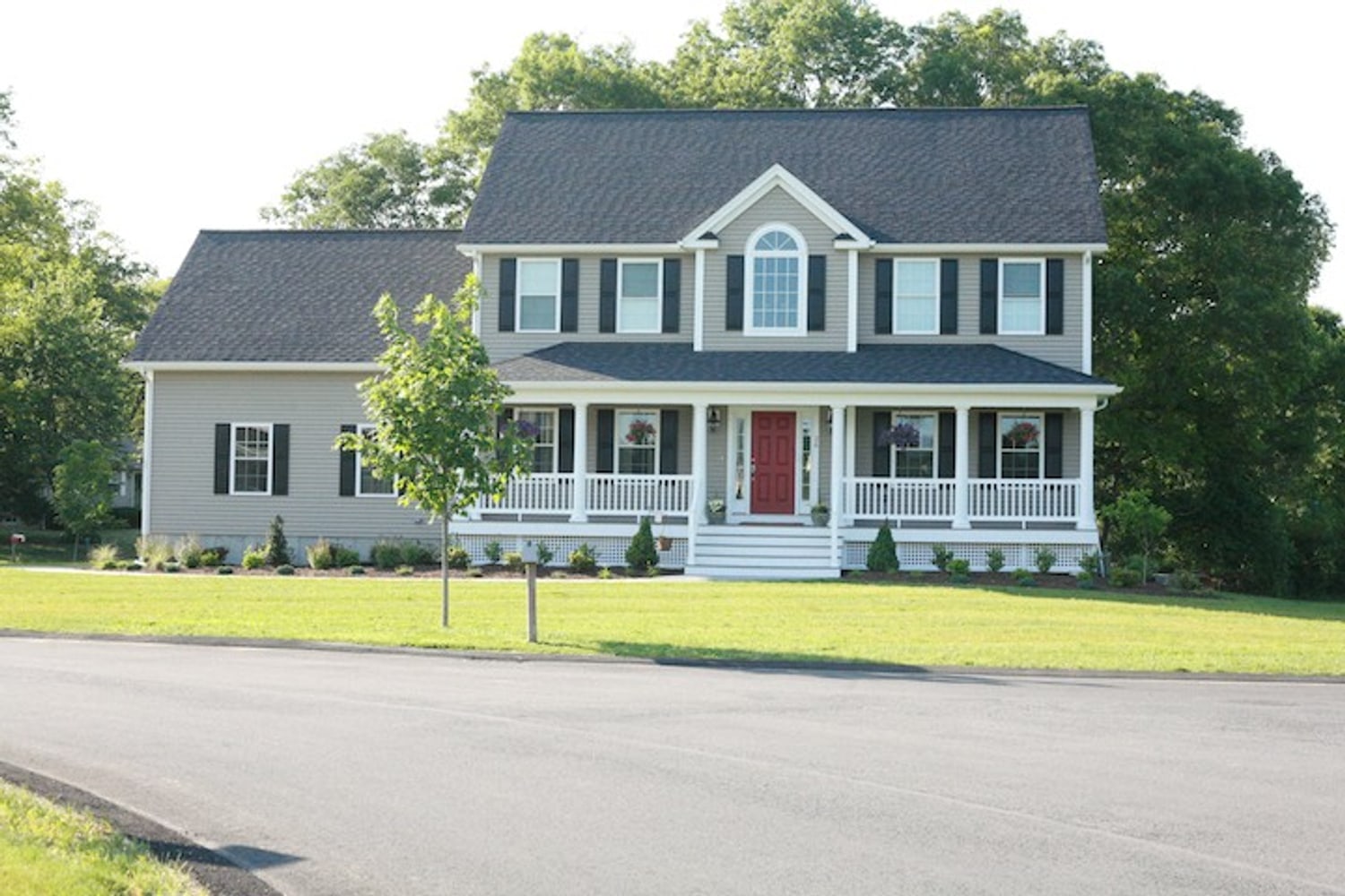 East Greenwich, RI 3200 st ft colonial