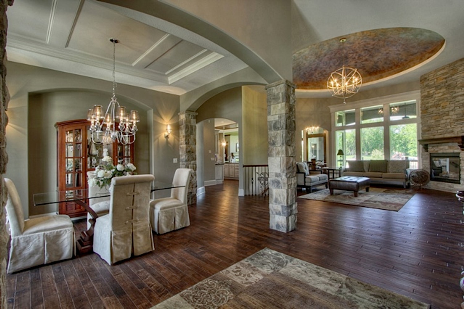 Bellagio Reverse w/ Side Entry