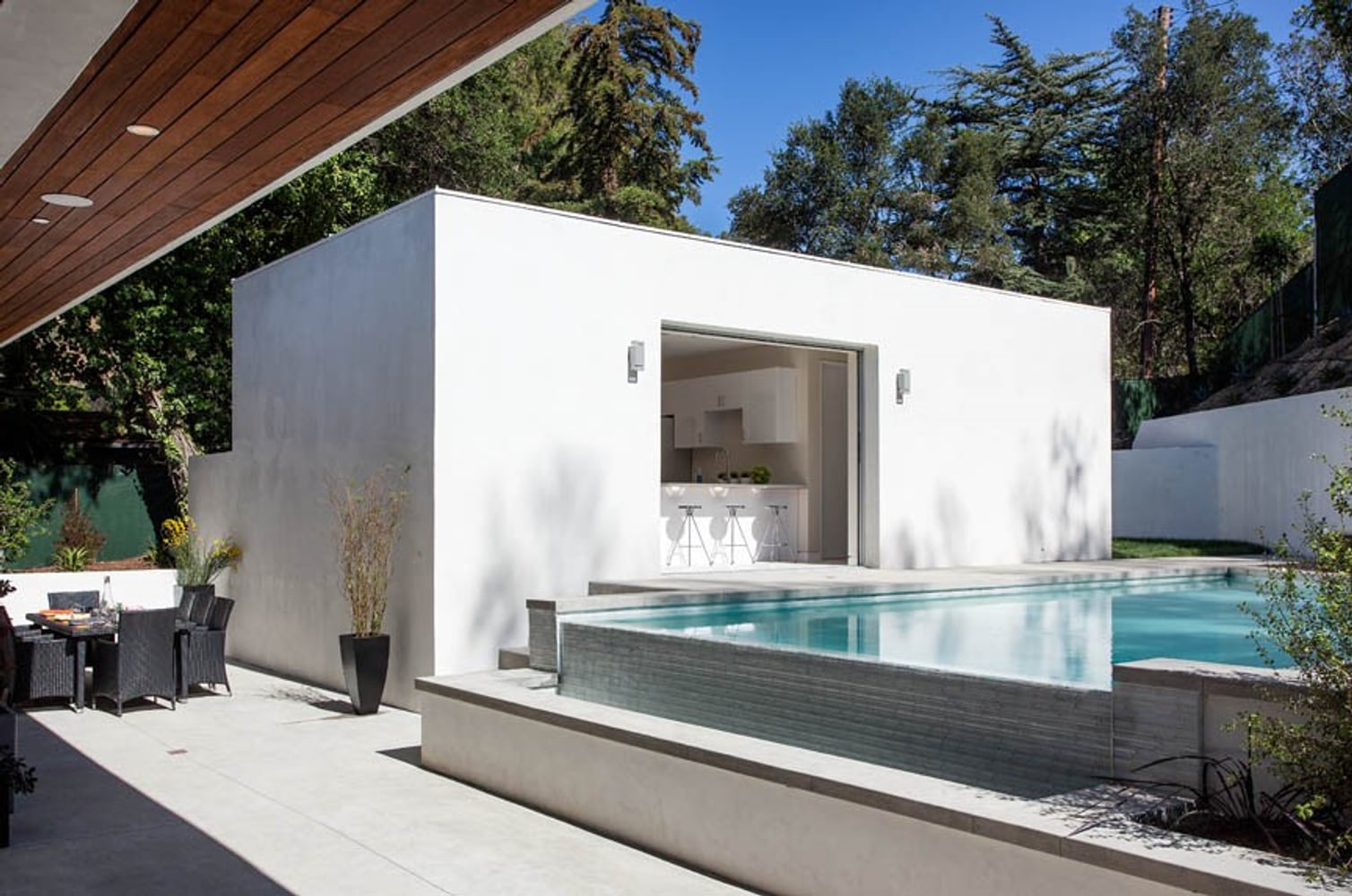 Sherman Oaks Modern New Construction - Knobhill