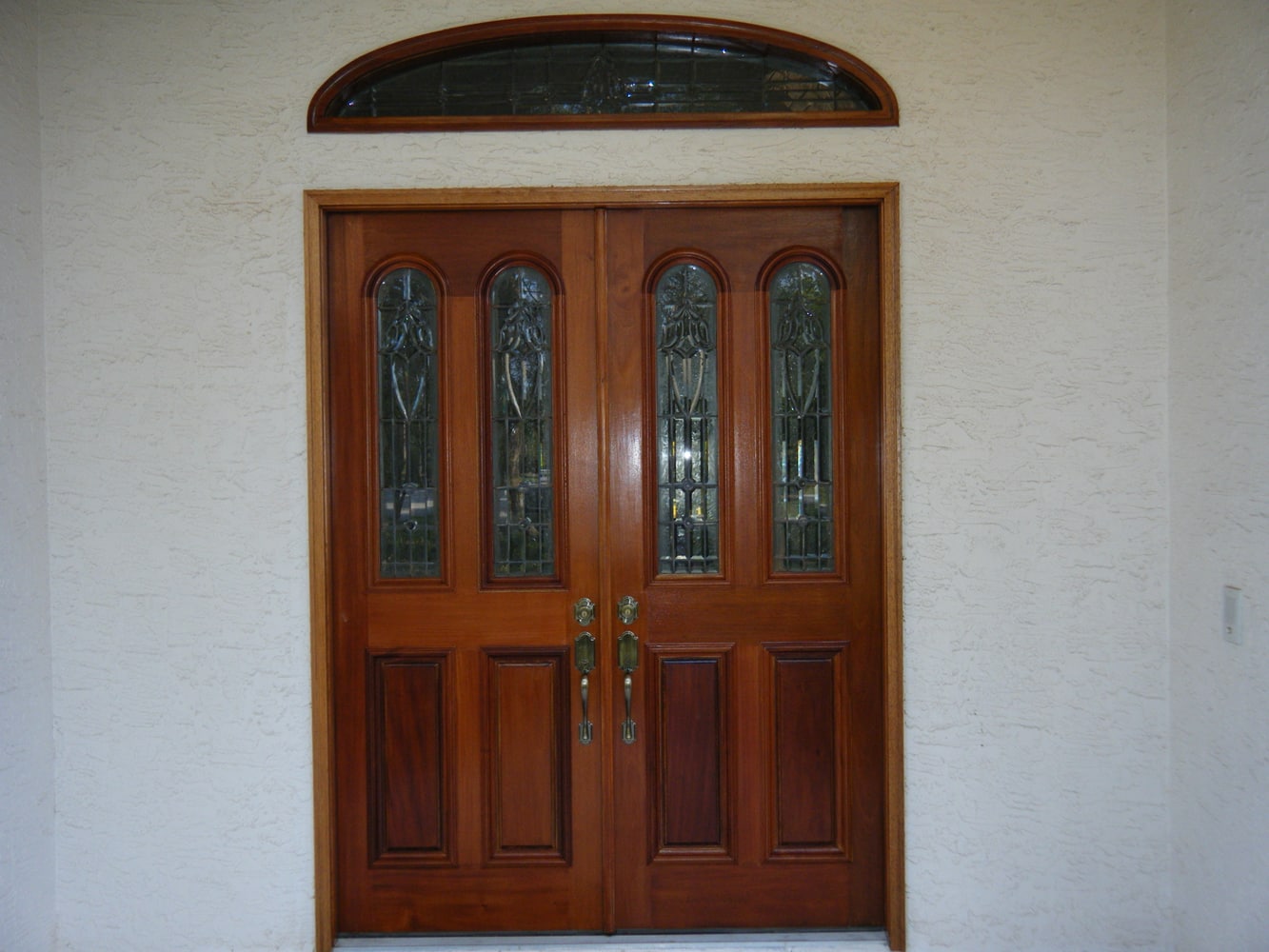 Custom Doors Refurbishing