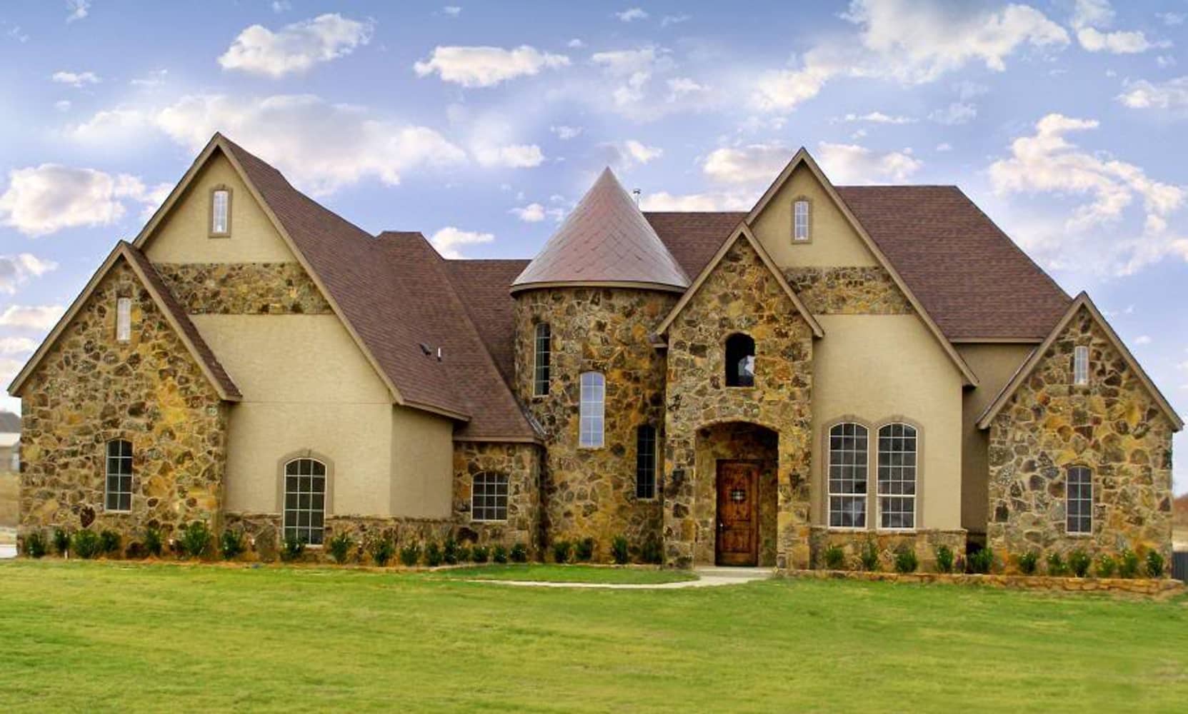 Lion's Crest Roofing and Construction LLC Commercial and Residential 35 years experience Insured and bonded