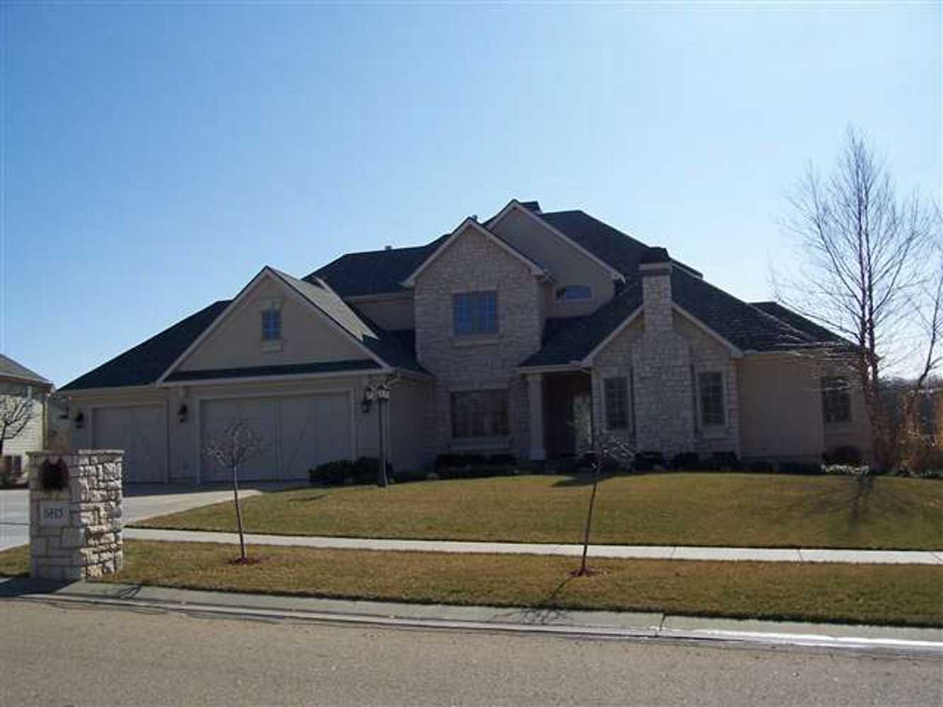 Decastro Builders Inc Photos