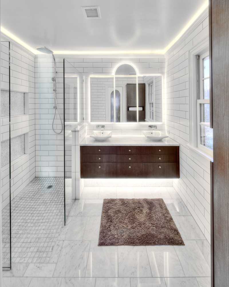 Modern Master Bathroom