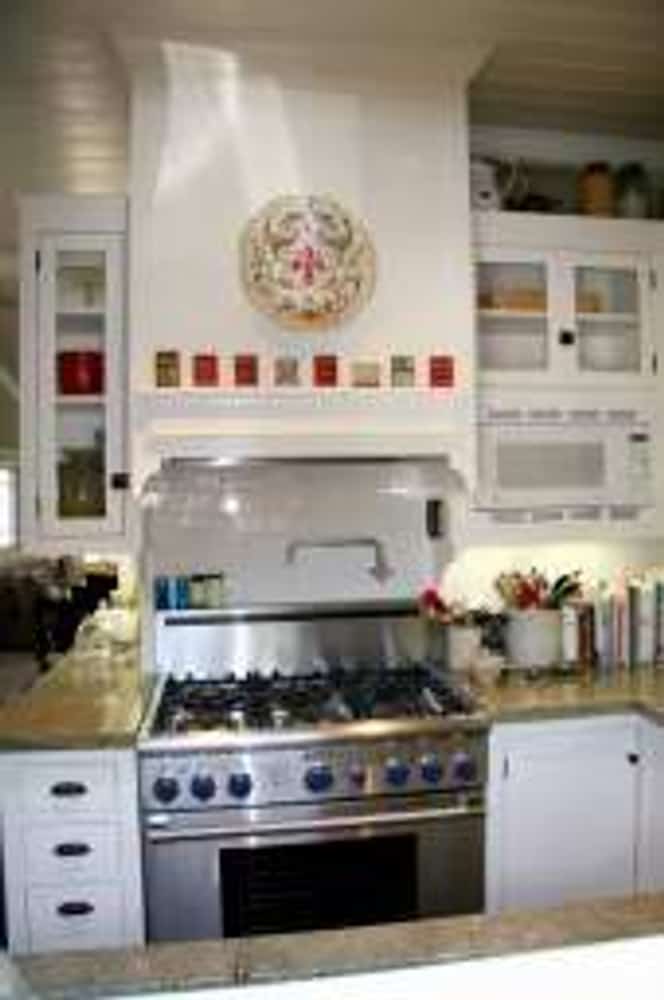 Better Homes and Gardens Renovation Contest Winner 2009