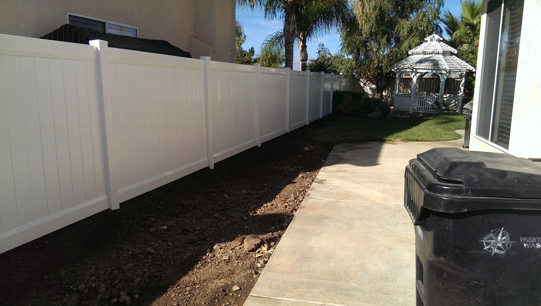 Photo(s) from L E Fence