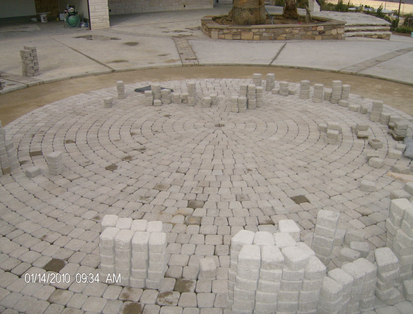 STAMPED CONCRETE DRIVE WAY