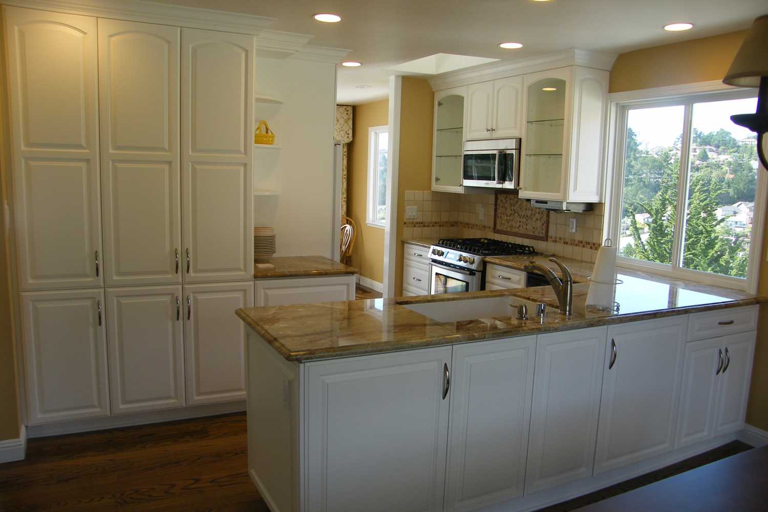 KItchen Remodel / Pacifica.