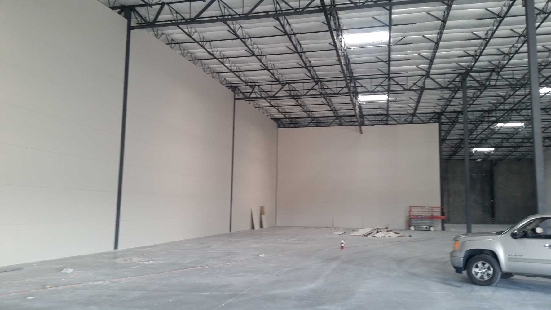 New 12,000 sq.ft. Metal Building/ Mix Use