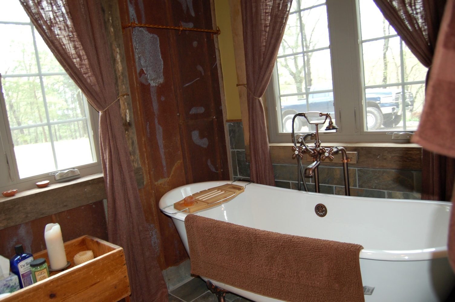 London Mountain Getaway