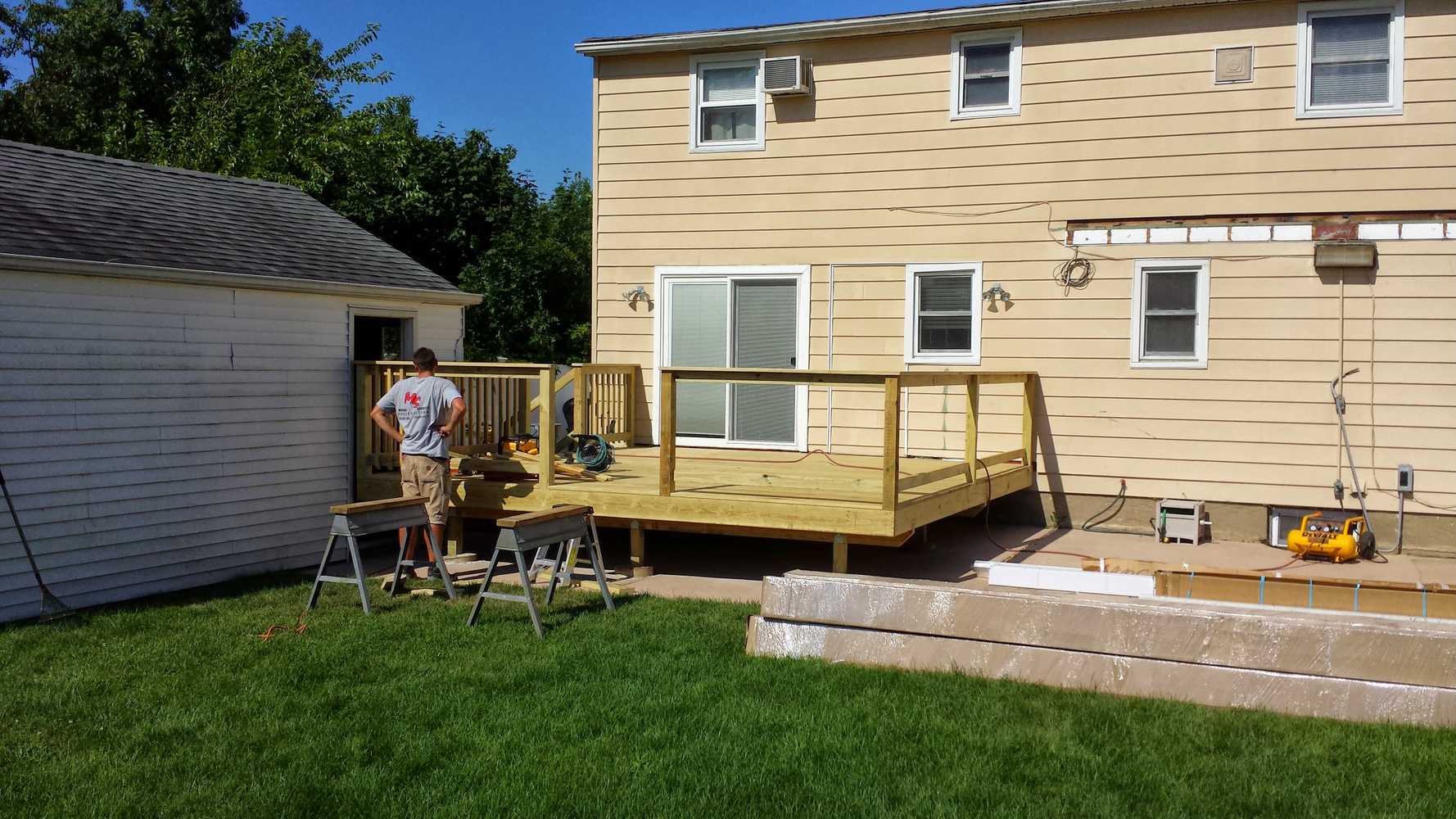 Decks from Li Decks And Remodeling Ltd