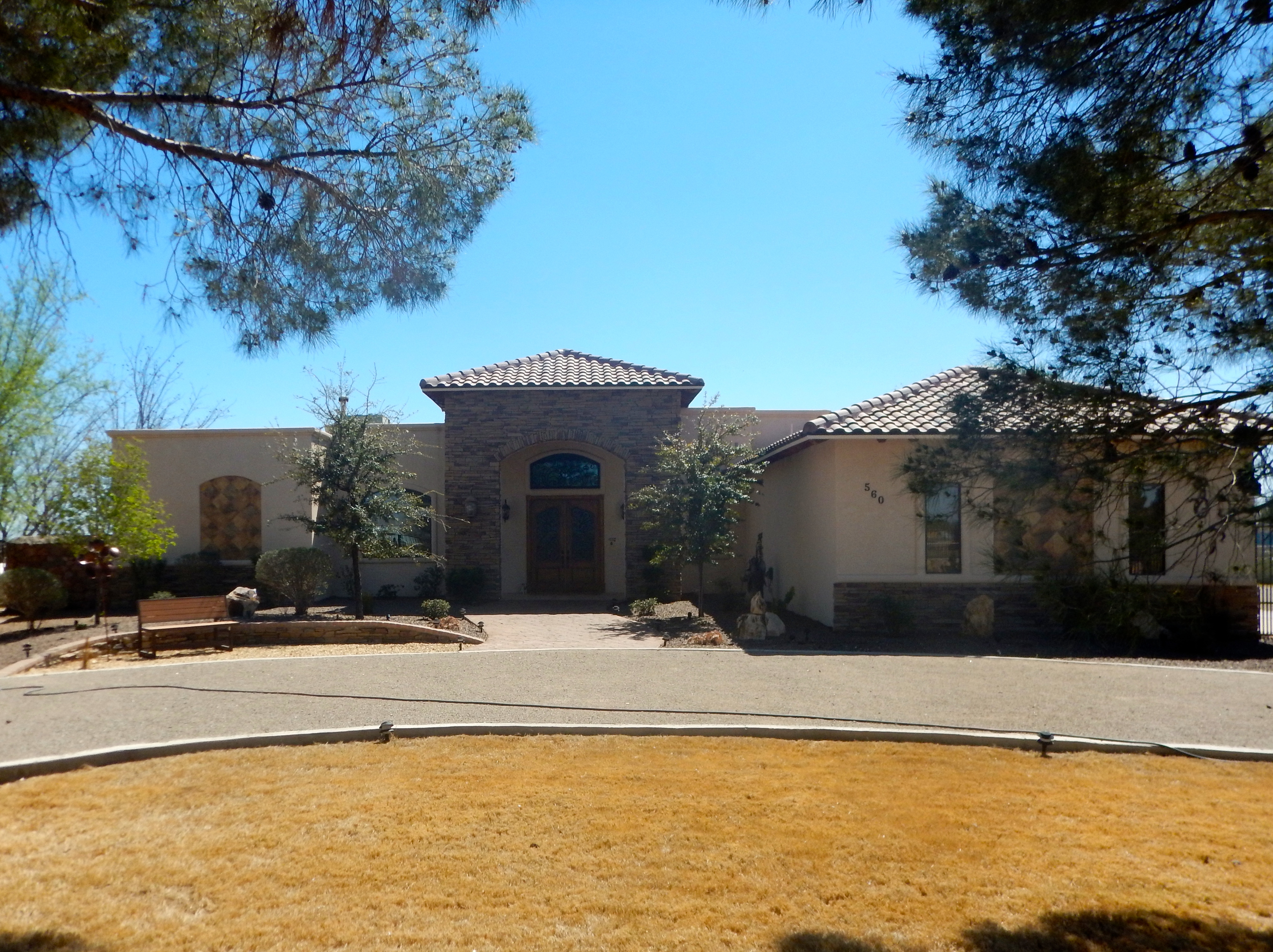 Quinones Construction