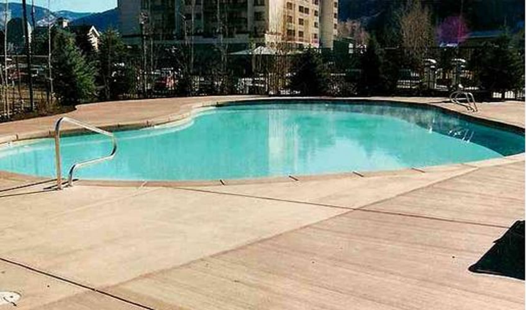 Swimming Pool, Hot Tub & Sauna