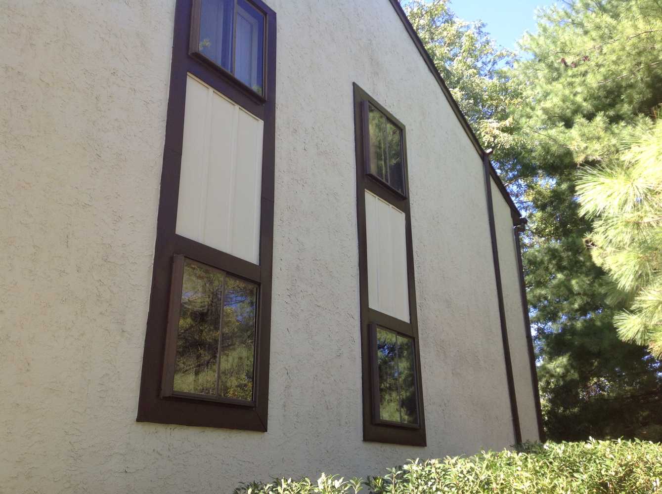 Exterior Stucco Power wash and repaint Photos