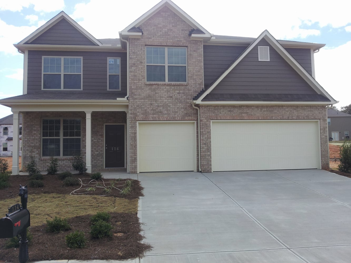 Photo(s) from David E Helms