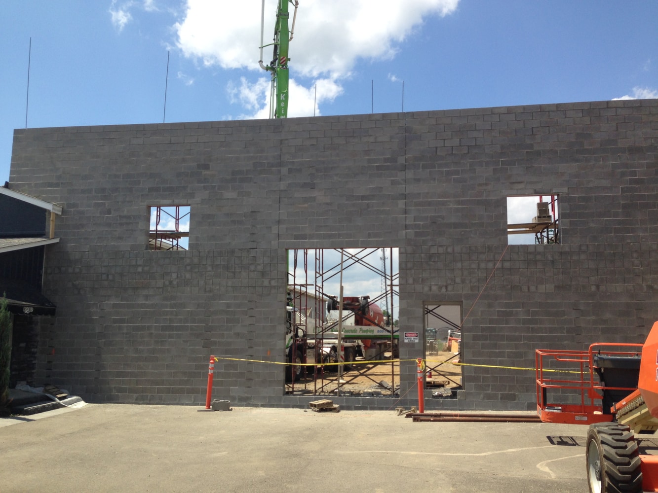 NEW COMMERCIAL CONSTRUCTION