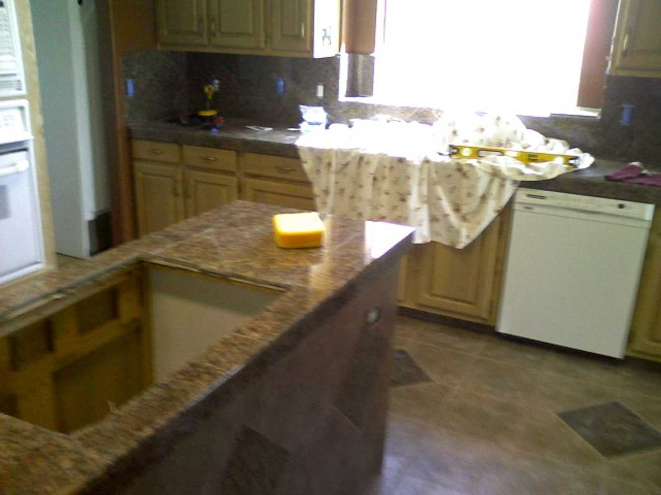 Othello Kitchen Granite/Porcelain Tile Work