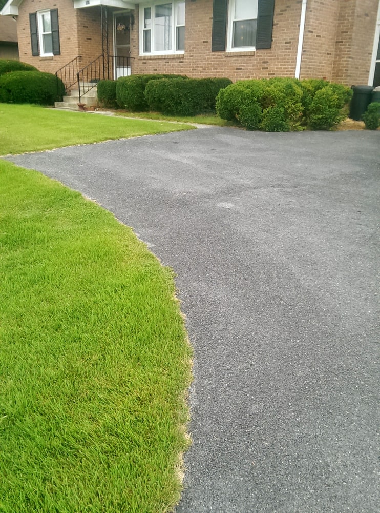 Photo(s) from Henry's Paving And Seal Coating