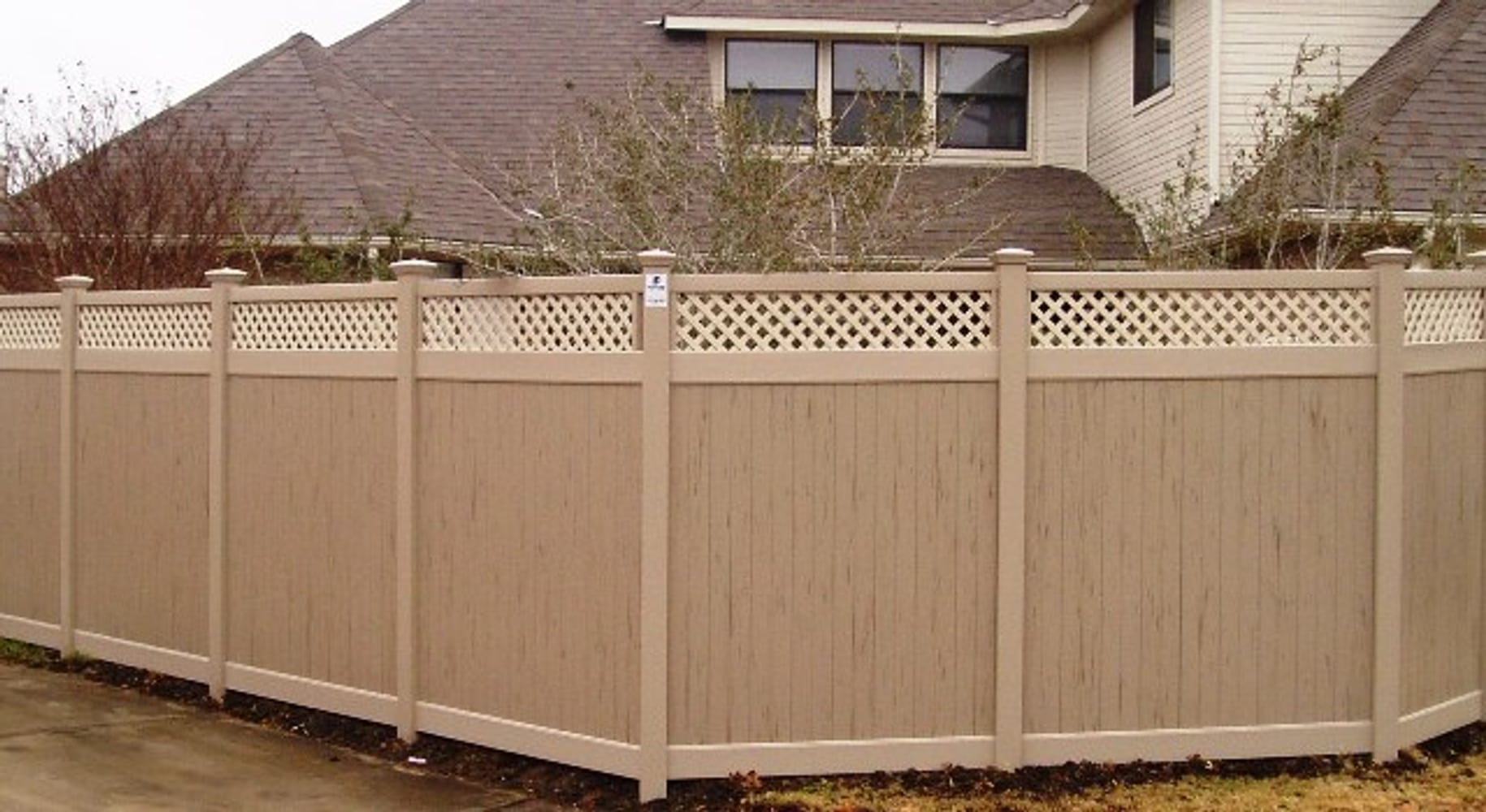 Future Outdoors Vinyl Fences
