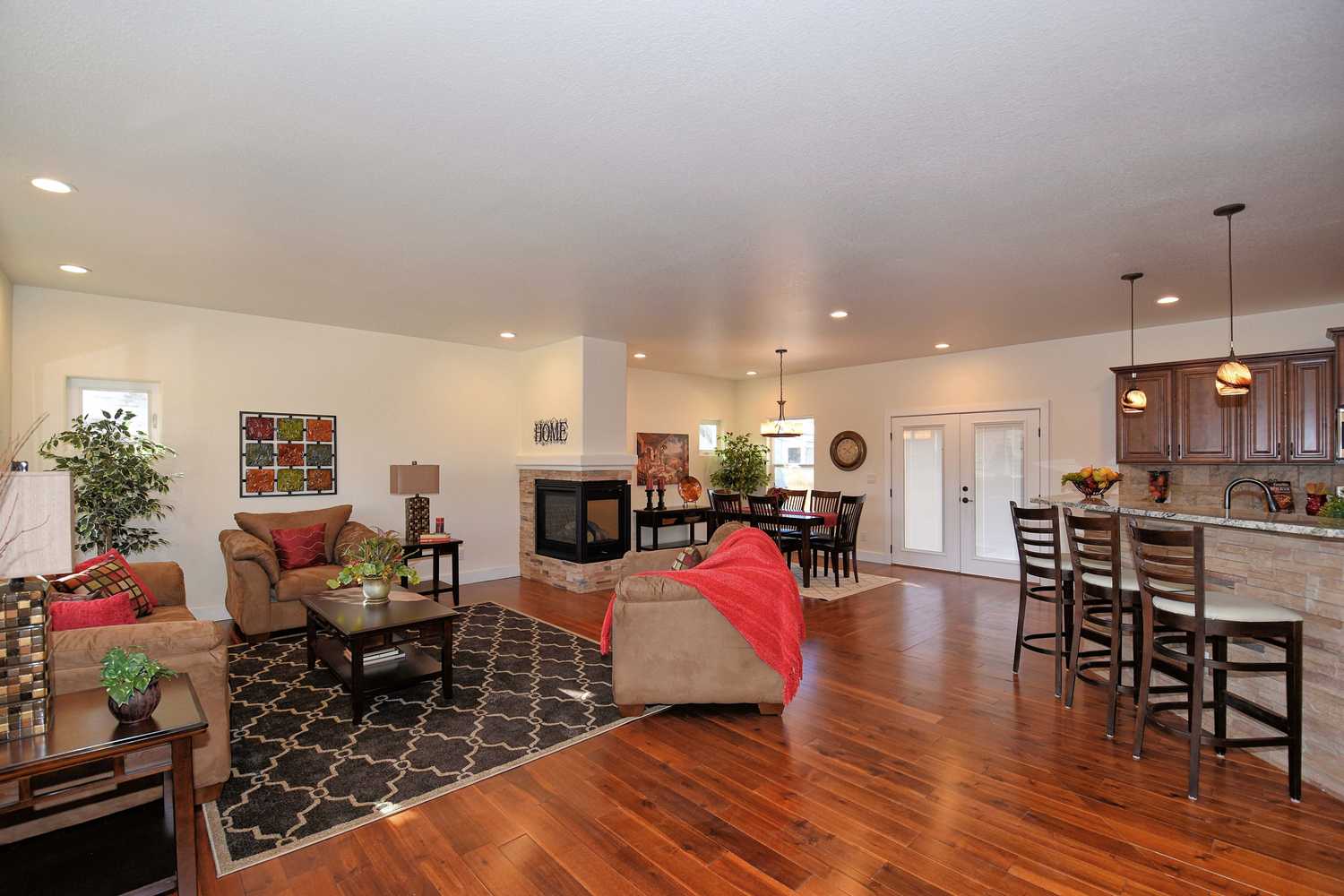 726 N Royer