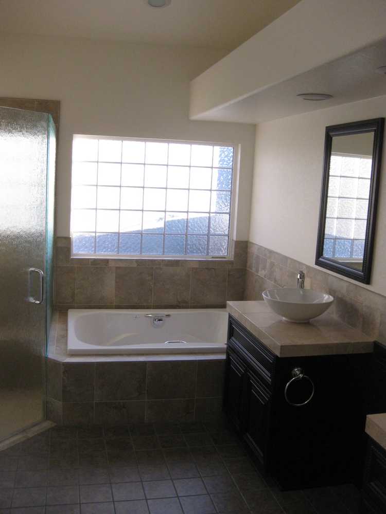 Sun Lakes - Master Bathroom Renovation 