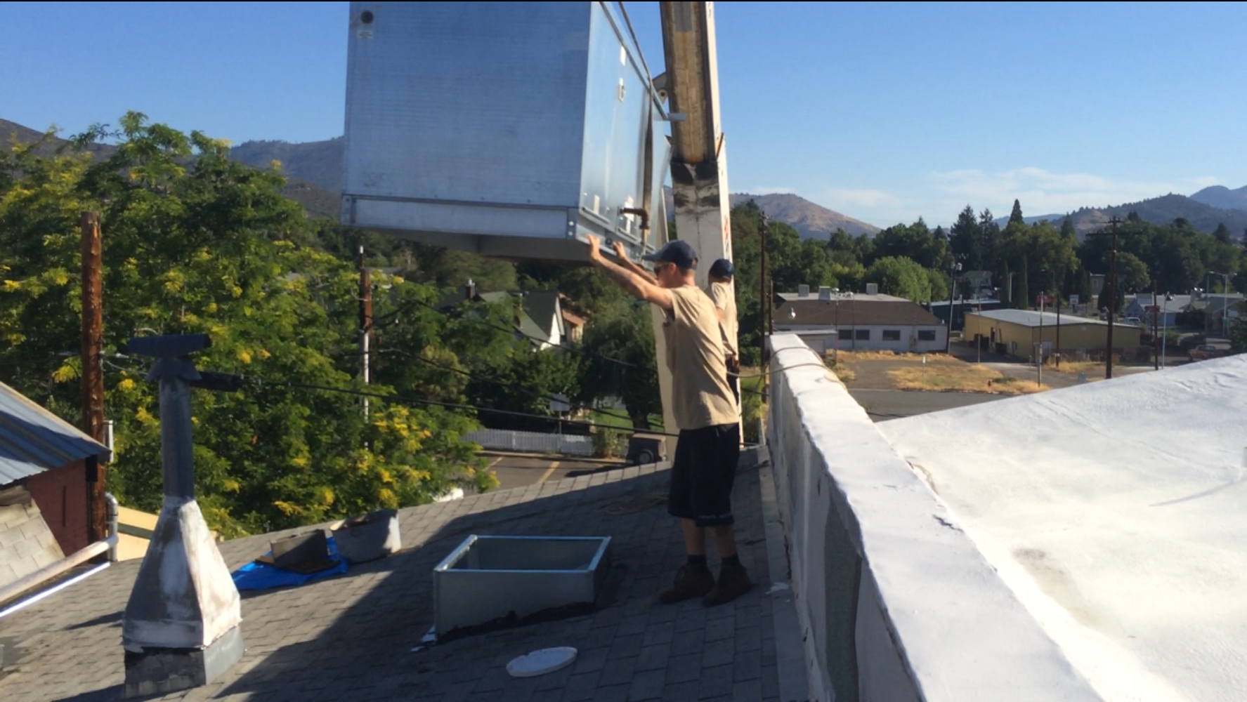 Hoods and Resteraunts