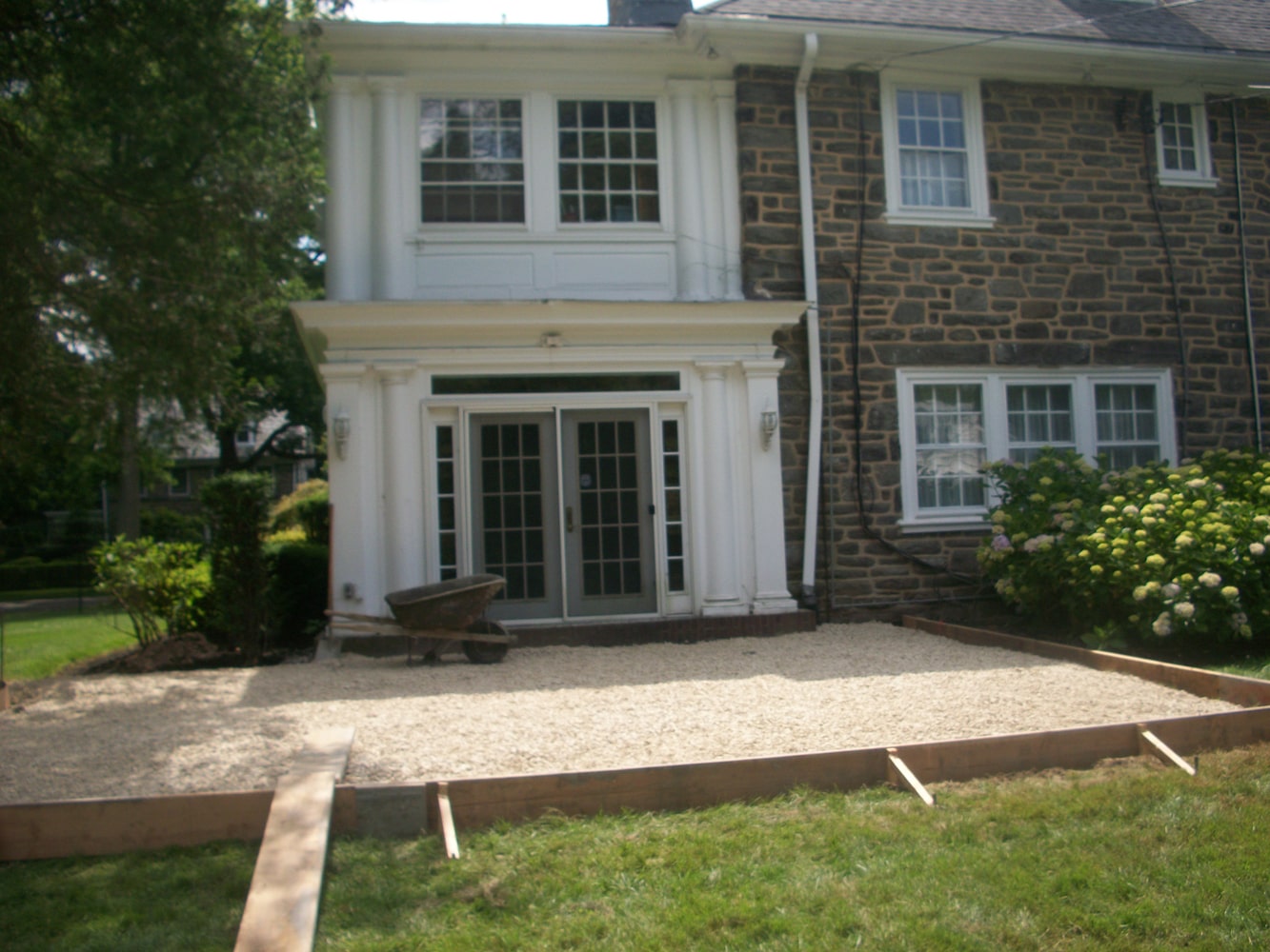 2339 Bryn Mawr Ave back patio