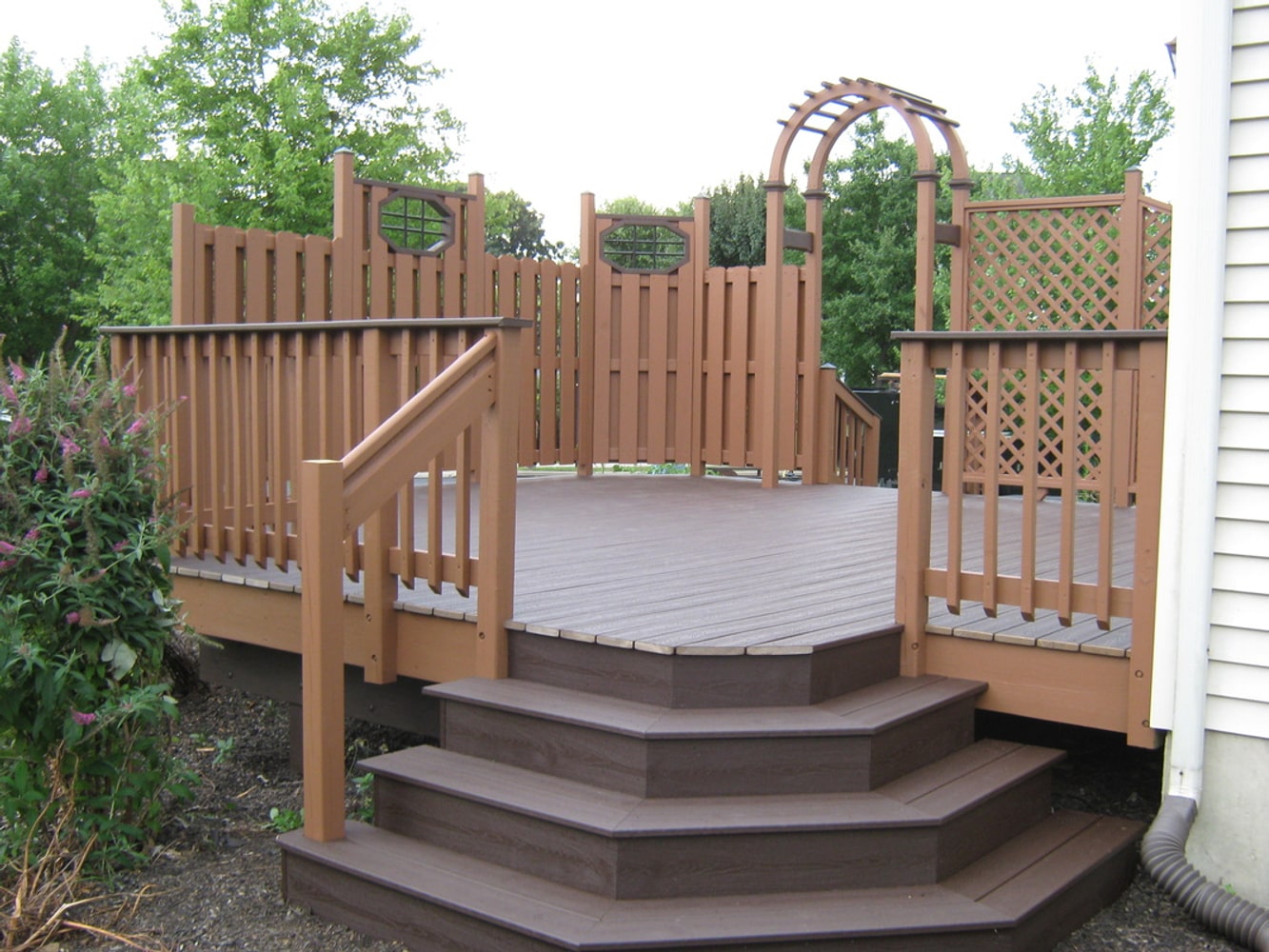 Photo(s) from Legendary Builders