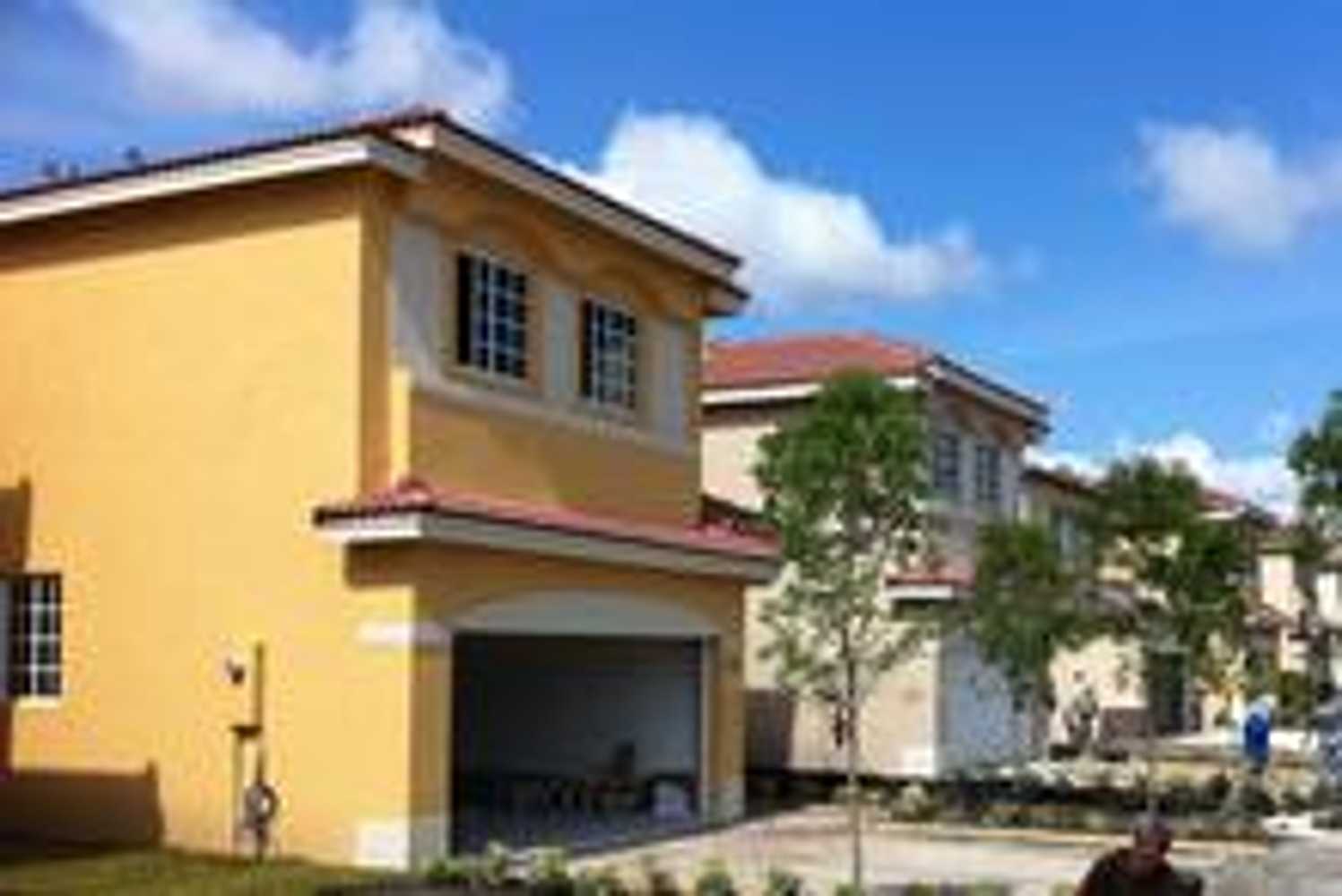 Balmoral Estates, City of Doral FL 11 Single Family Homes