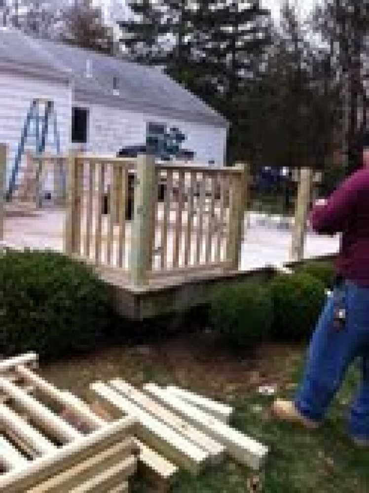 North Kingston Deck Railings