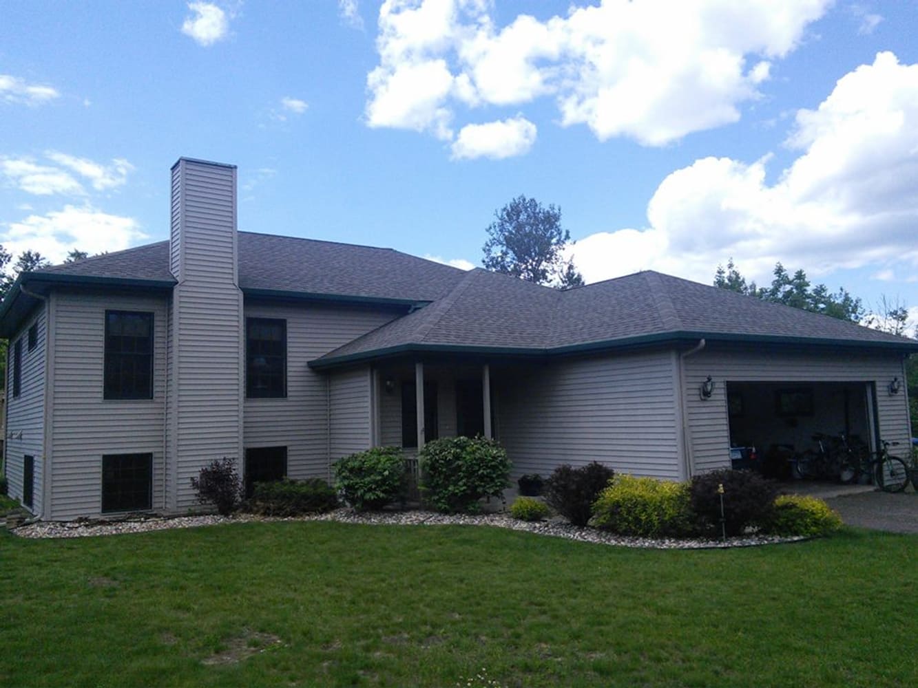 Photos of Roofing Projects 