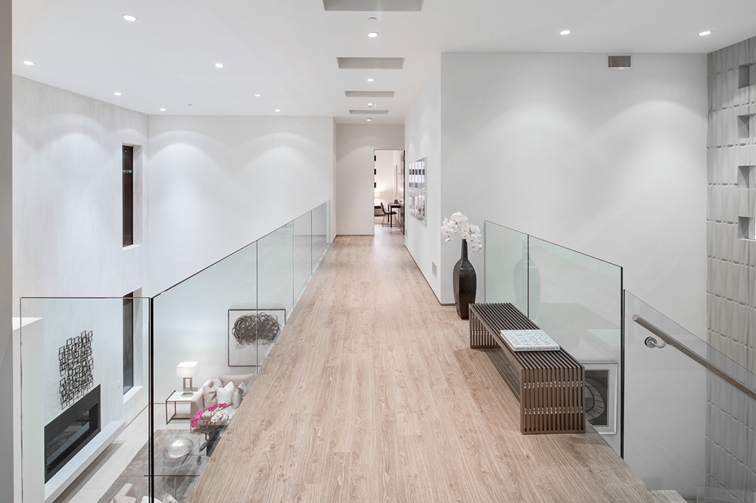 West Hollywood Modern New Construction - Oakwood