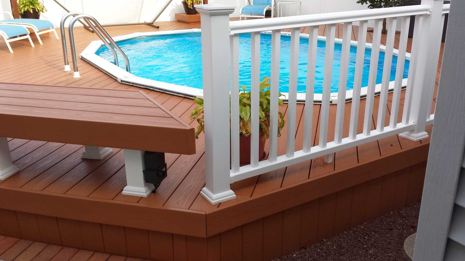 Decks from Li Decks And Remodeling Ltd