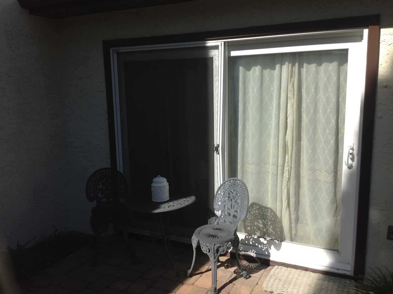 Exterior Stucco Power wash and repaint Photos