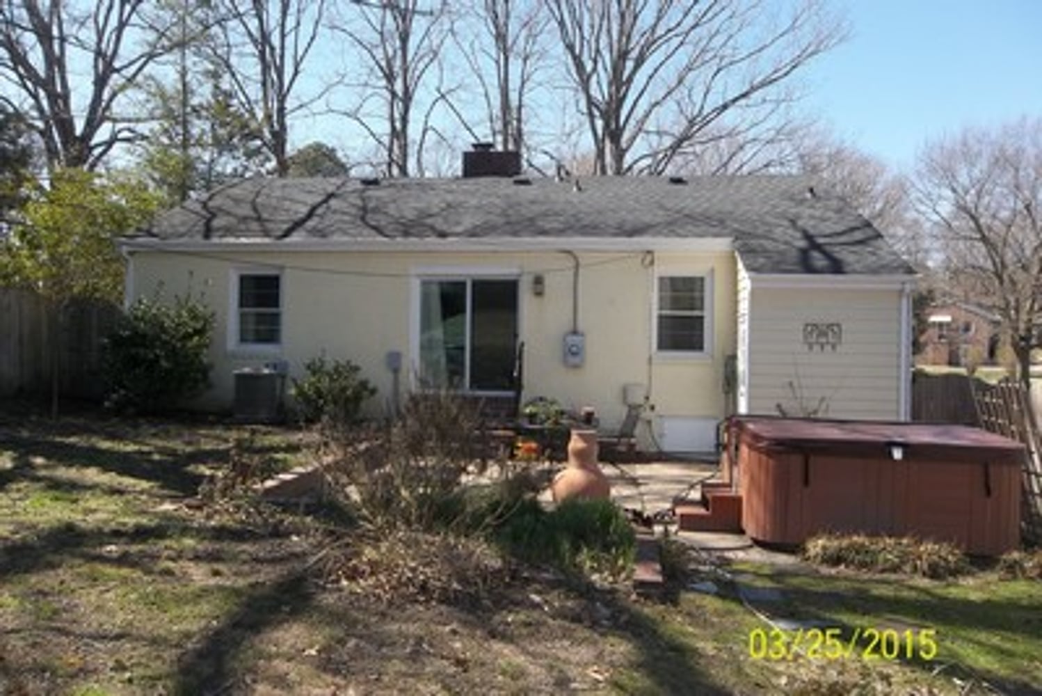 EXTERIOR PAINT BRICK (WHOLE HOUSE) AND DETACHED GARAGE