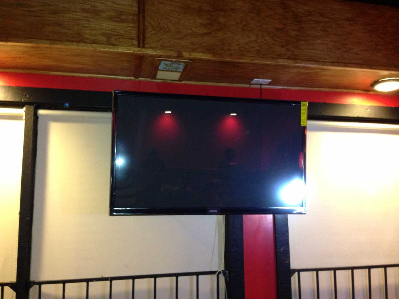 Mount flat screen TVs