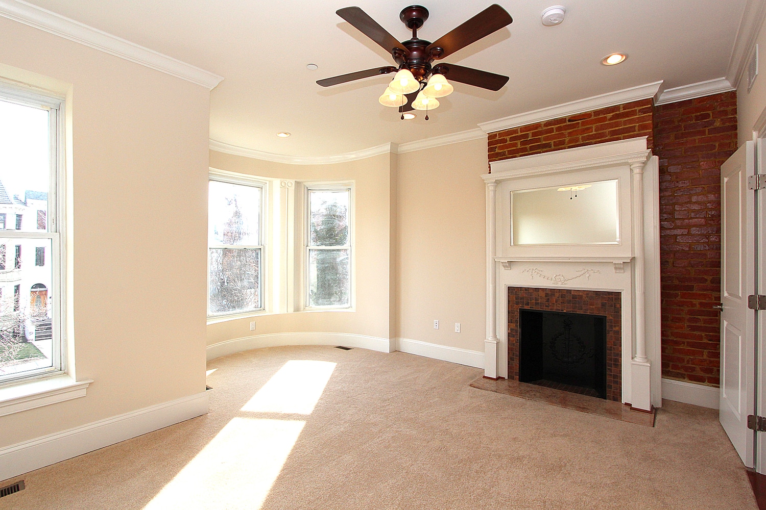 Total Rehab of a Rowhome in Columbia Heights