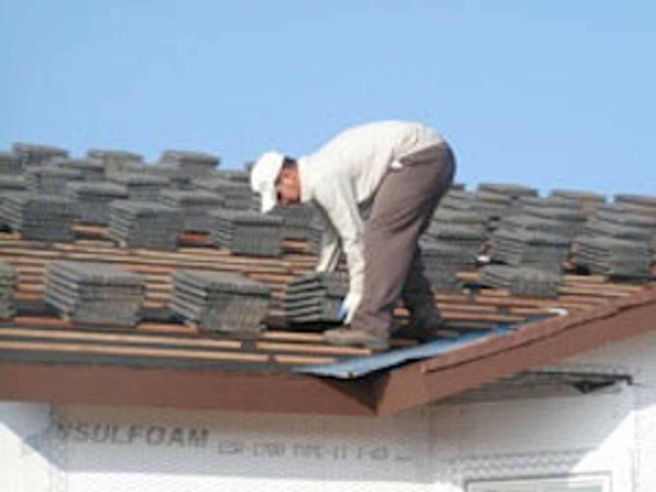 Roofing Contractor Macomb County