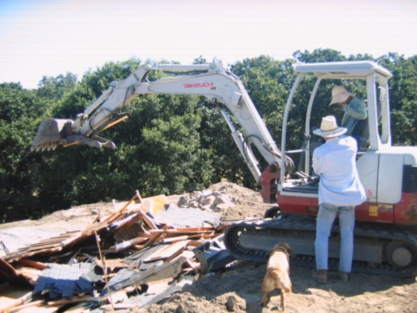 Sonoma County pond and residence hardscaping