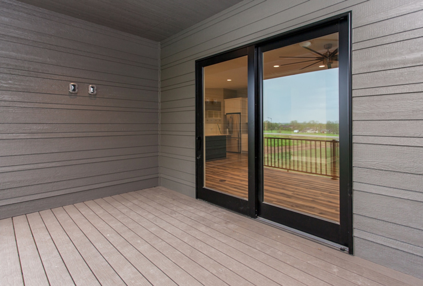 9427 Foxtail Cir, Norwalk