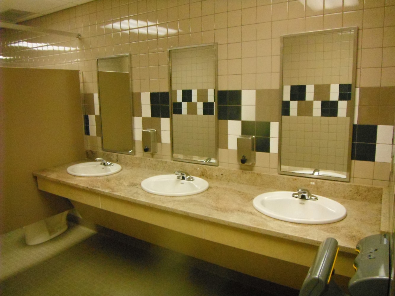 Photo(s) from D&R services llc